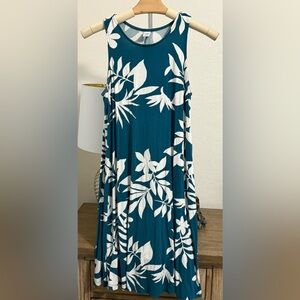 5 for $20 Deal- Old Navy Hawaiian Vibe Dress- Size XS